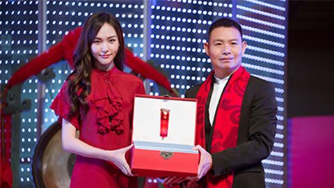 中国美正当红，俄罗斯专享会A股上市，引领新时代